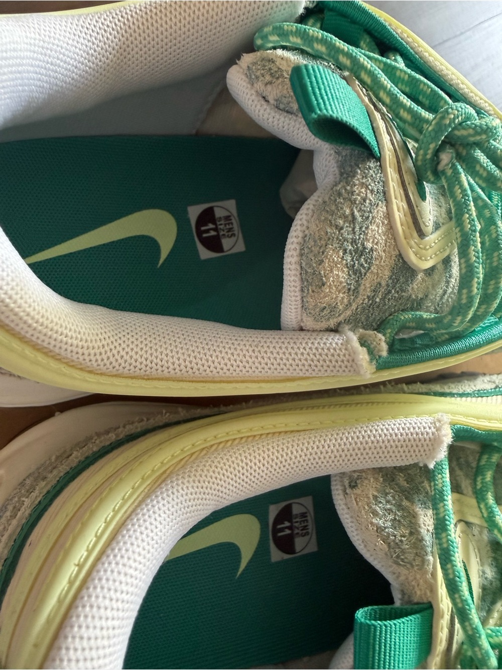Nike Air Max 97 Coconut Milk Stadium Green DX3946-100 Men’s Size 11 No Box - Picture 4 of 6
